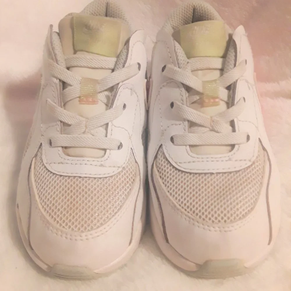 Nike Toddler Air Max Excee Pink and White Sneakers - Picture 5 of 6